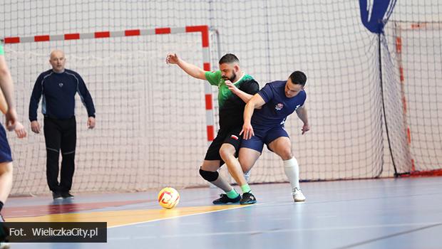 KPP Wieliczka i Kopalnia Soli na I Turnieju Piki Halowej Activlab Futsal Cup [zdjcia]